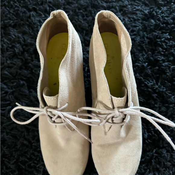 Cole Haan Nike Air Leather Suede Wedge Bootie Lace Up Tan Beige Size 9.5 - Picture 3 of 9